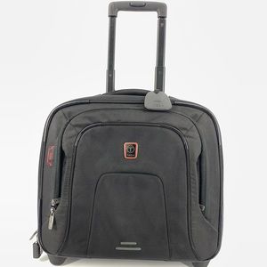 Tumi T-Tech Presidio Macarthur Wheeled Briefcase